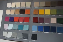 Divano in Tessuto stile moderno modello Sophia lineare scontato - 40%