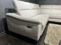 Divano in Tessuto stile moderno modello Pepe scontato - 34%