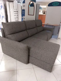 Divano in Tessuto stile moderno modello Bormio comfort scontato - 37%