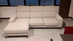 Divano Kris di Rosini in stile moderno a prezzo scontato