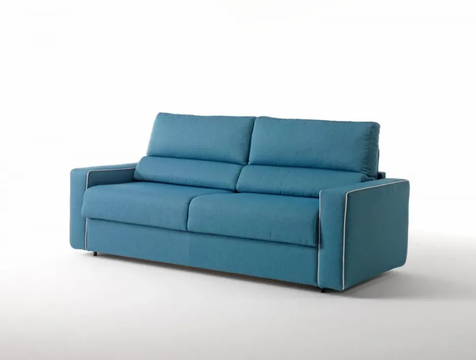 Divano letto 3 posti di Salvetti modello Cinzia scontato del 40 %.