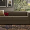 Divano letto 2 posti Tresor Doimo Salotti: prezzo su richiesta. Design moderno, perfetto per l'architetto.