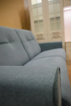 Divano letto modello Hassenzio di Collezione esclusiva in offerta