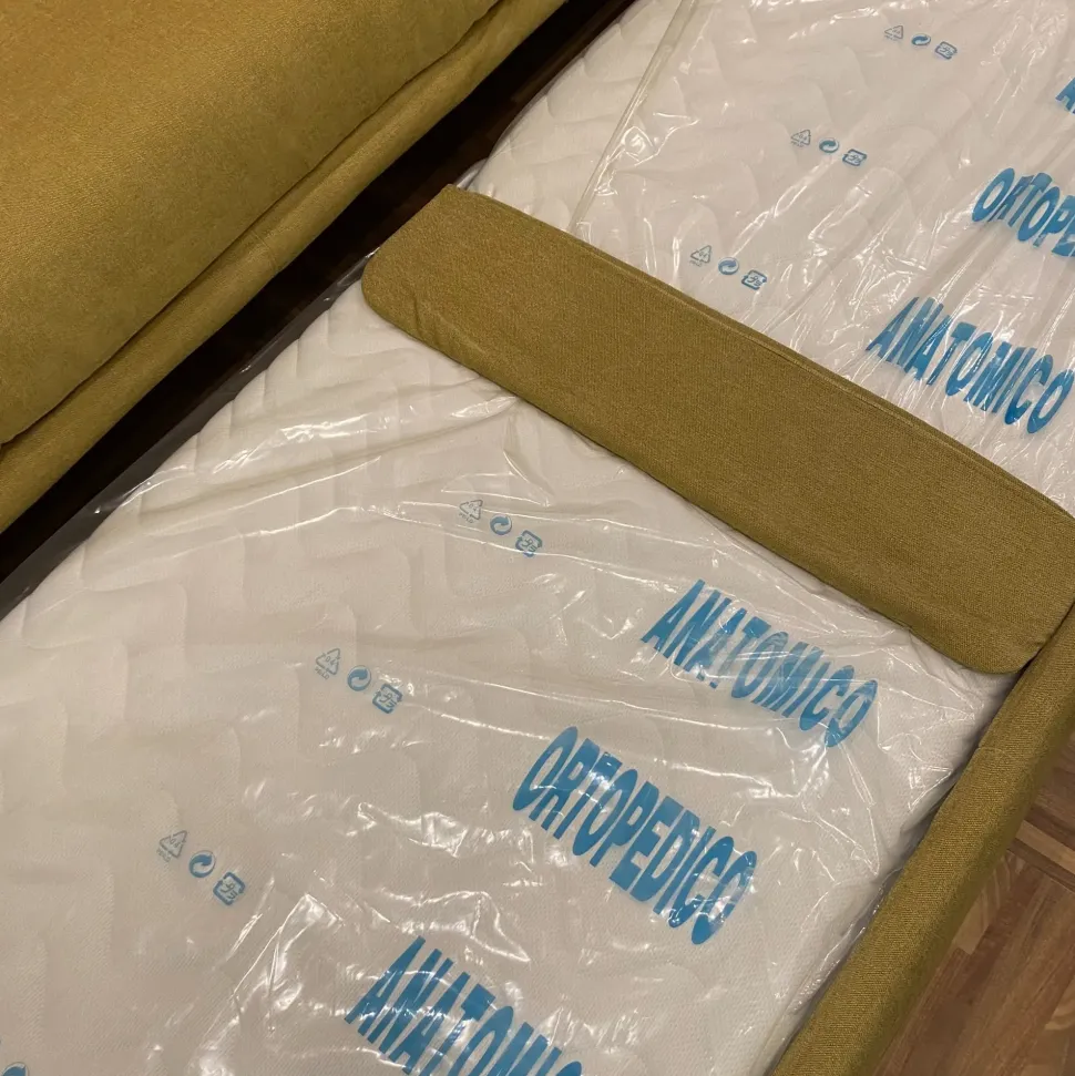 Divano letto tessuto in poliuretano Dienne salotti a prezzo Outlet