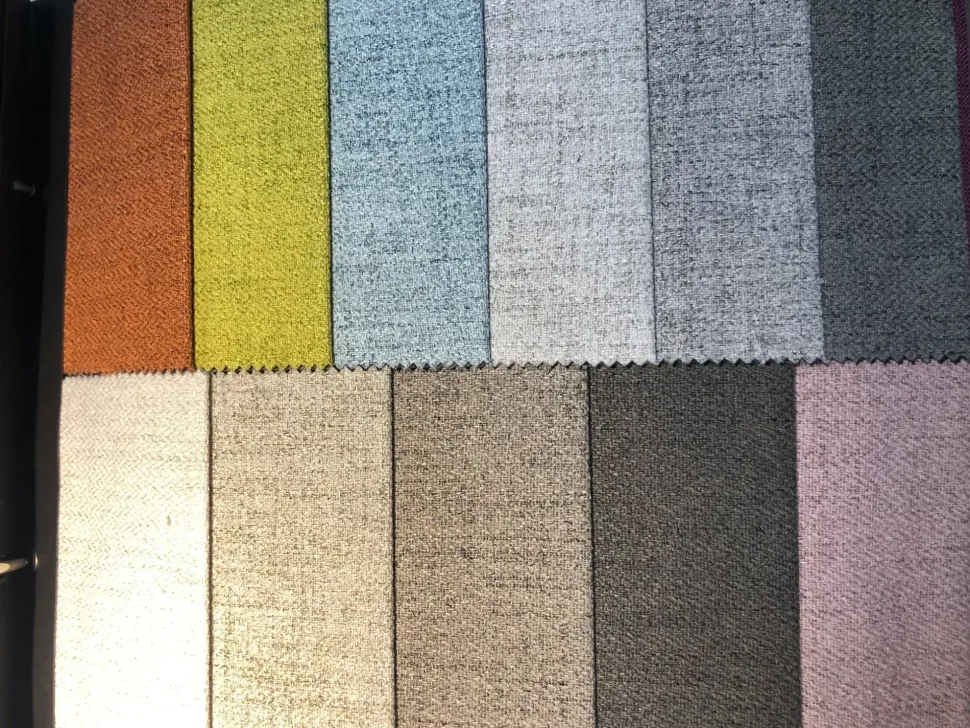 Divano letto tessuto in poliuretano Lecomfort a prezzo scontato