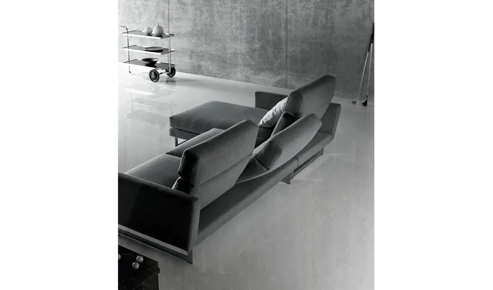 Divano Lineare Book Excò in Offerta Outlet a 2131 Euro