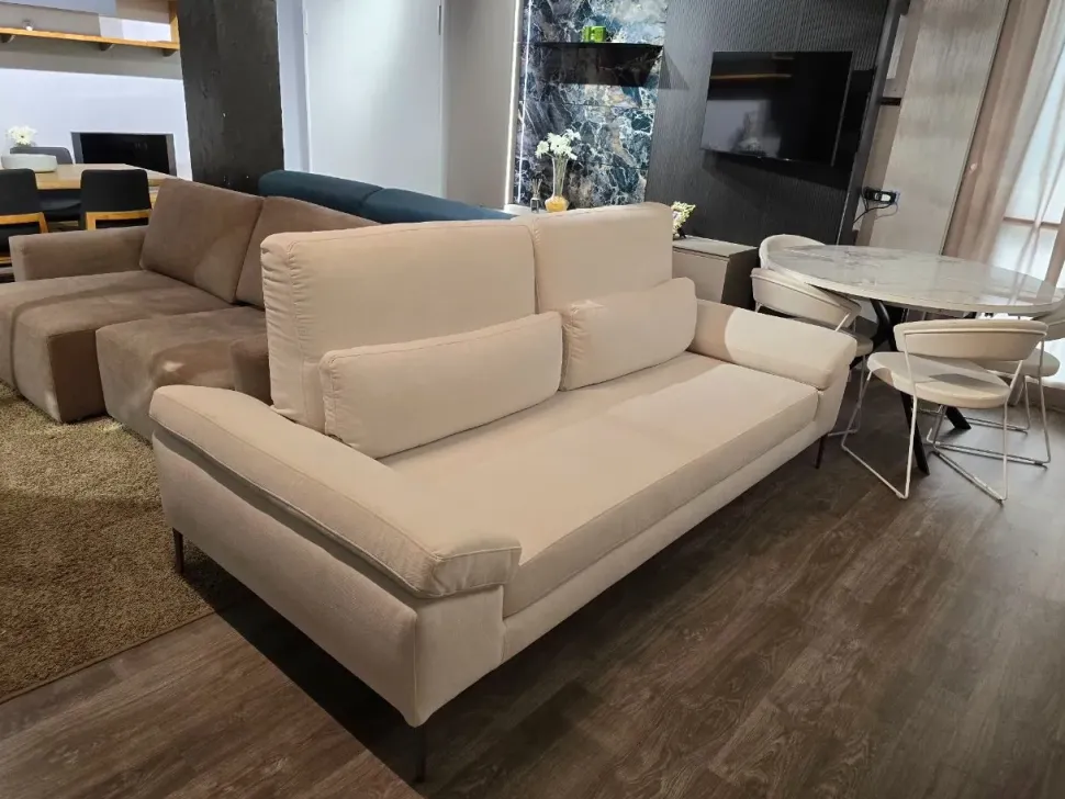 Divano Lineare Boss Samoa a 1850 Euro