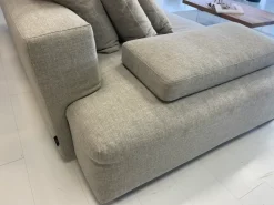 Divano Lineare Divano desire'e mod glow in di Desirèe a prezzo ribassato