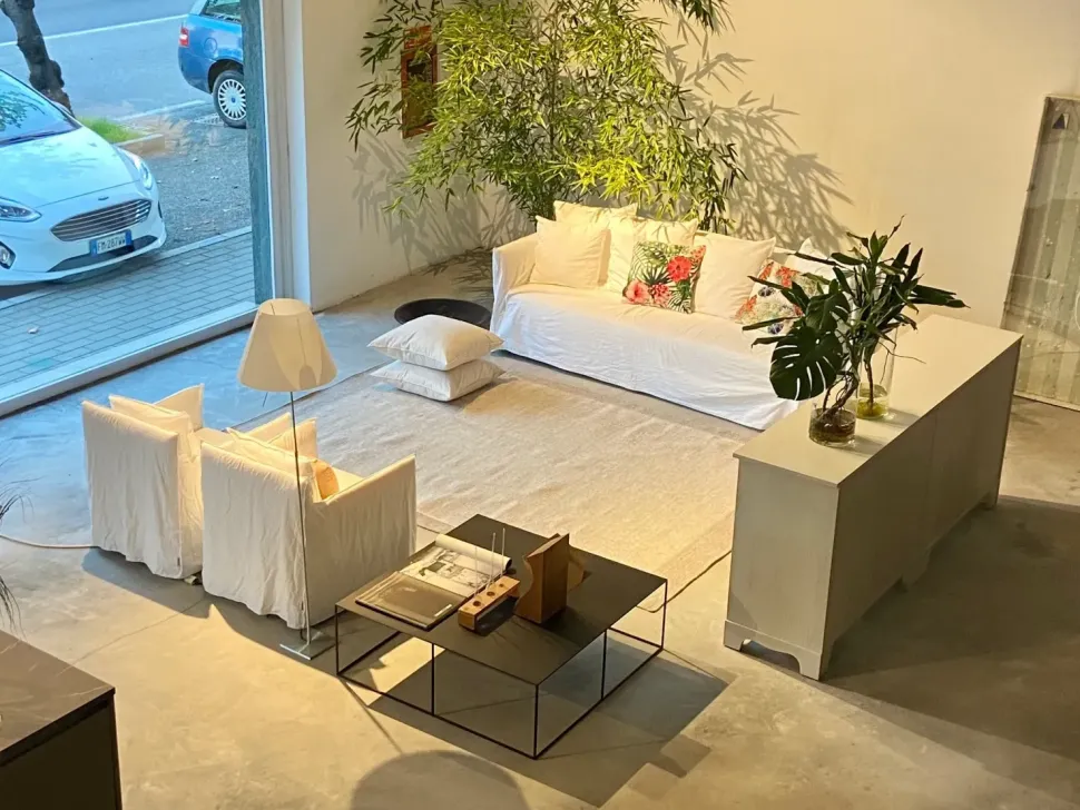 Divano Lineare Ghost divano e poltrone gervasoni di Gervasoni a prezzo ribassato