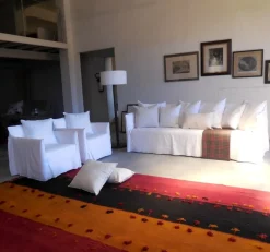 Divano Lineare Ghost divano e poltrone gervasoni di Gervasoni a prezzo ribassato