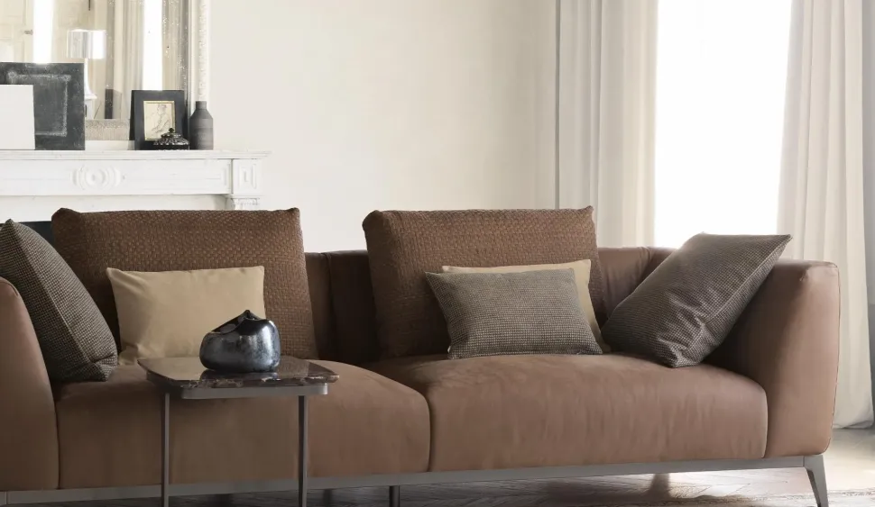 Divano Lineare in Tessuto sfoderabile Olivier di Flou