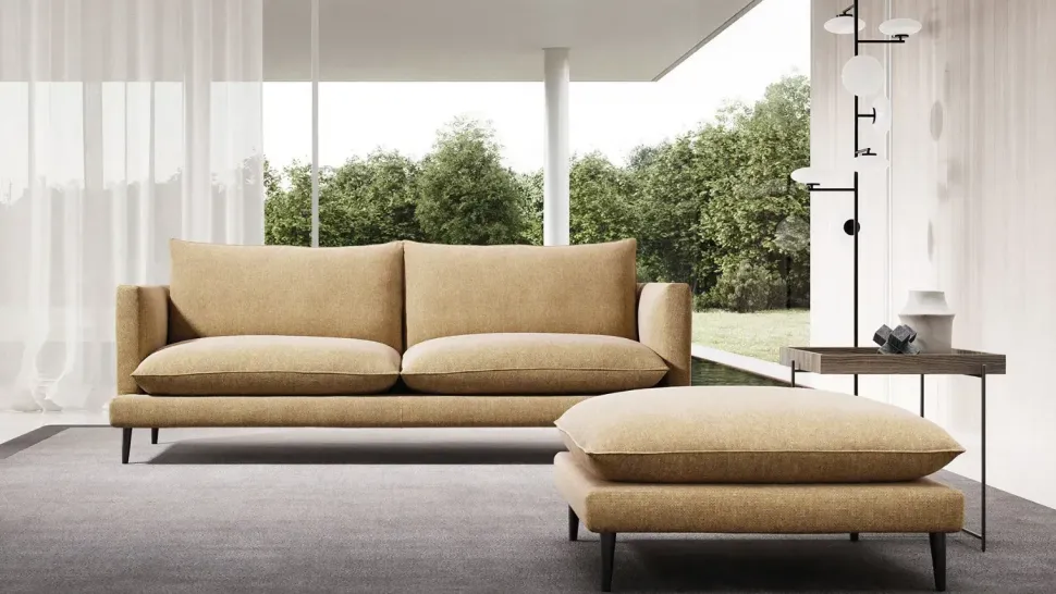 Divano lineare Klint Doimo salotti a PREZZO OUTLET scontato del 35%