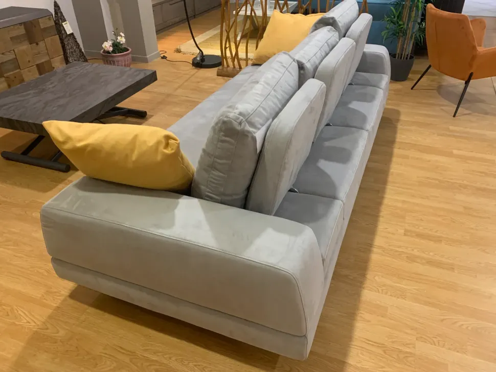 Divano lineare Melody Samoa ad un prezzo vantaggioso