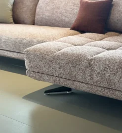 Divano Lineare modello Blake di Bodema con forte sconto