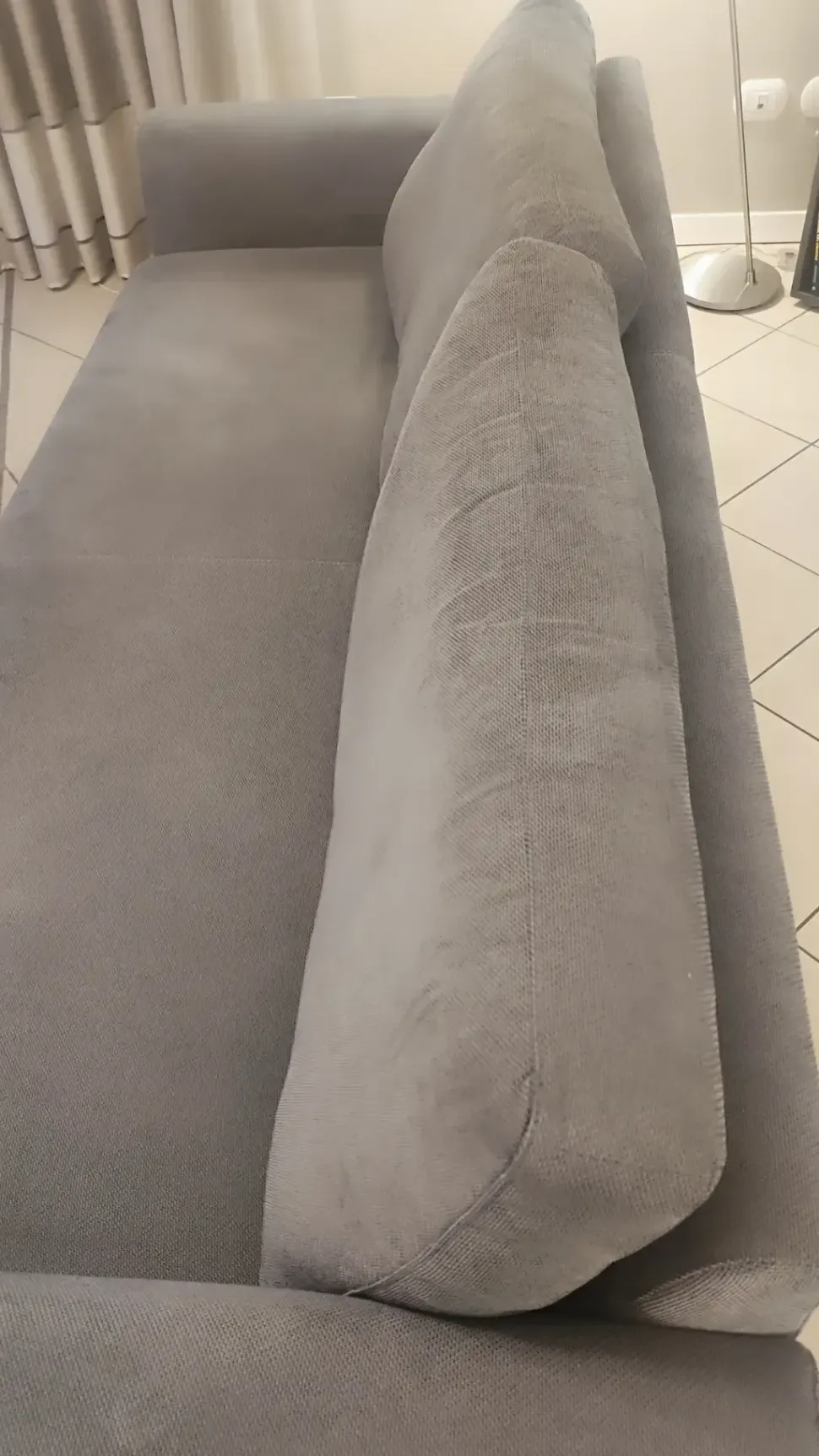 Divano Lineare modello Philip 92 di Doimo salotti a prezzi outlet