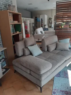 Divano Lineare modello Serena di Nicoletti home a prezzi convenienti