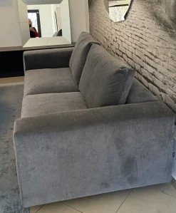 Divano lineare T-time piuma Twils: con uno SCONTO ESCLUSIVO del 54%