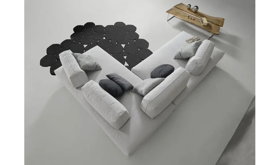 Divano Lineare Urban Excò a 2690 Euro