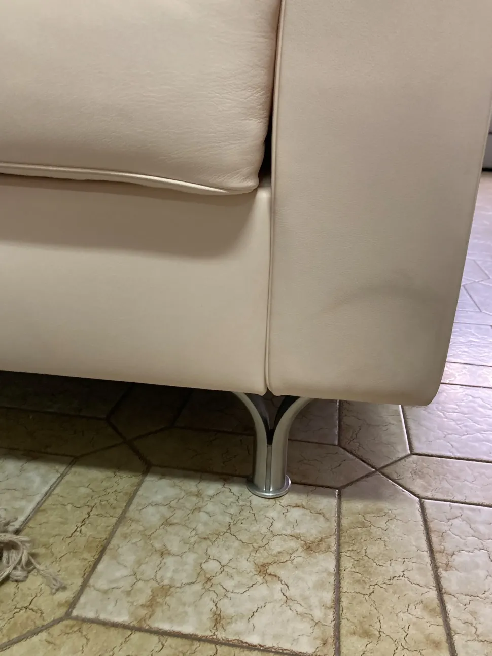 Divano Metamorfosi di Poltrona frau in stile design a prezzo scontato