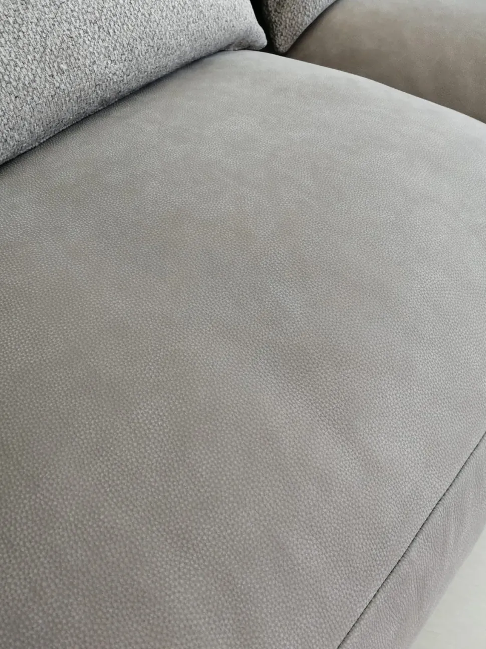 Divano Mod roland Doimo salotti a PREZZO OUTLET