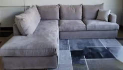 Divano moderno tessuto Glammy di Samoa con sconto del - 42%