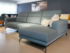Divano moderno tessuto Lambert di Le comfort con sconto del - 40%