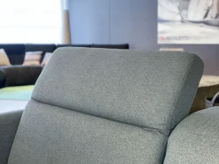 Divano moderno tessuto Lambert di Le comfort con sconto del - 40%