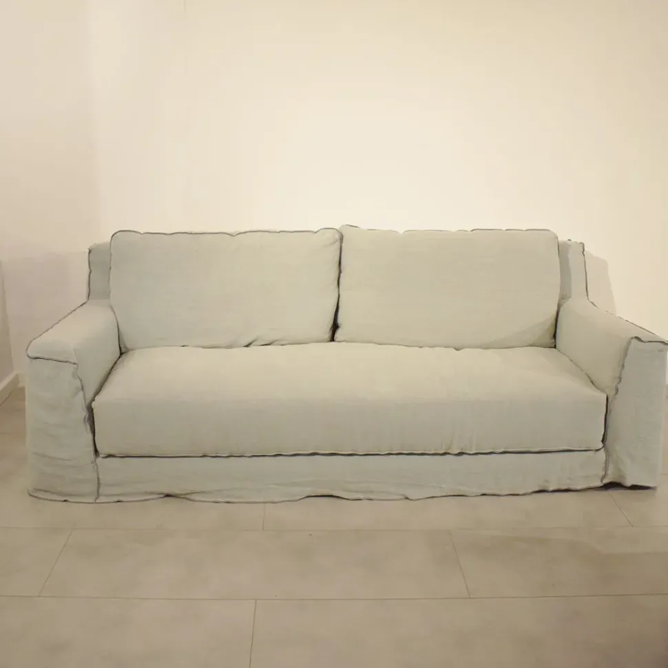 Divano moderno tessuto Loll di Gervasoni con sconto del - 35%