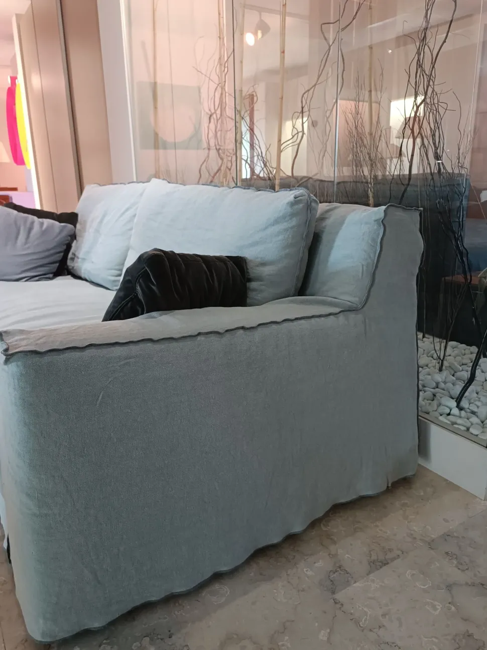 Divano moderno tessuto Loll di Gervasoni con sconto del - 35%