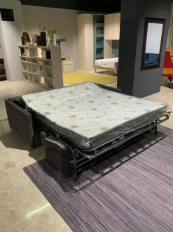 Divano moderno tessuto Mark di Felis con sconto del - 25%