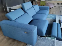 Divano Mooving di Valmori in stile moderno a prezzo scontato