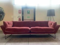 Divano New york suite in Tessuto sfoderabile  di Saba scontato 25%