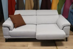 Divano Norton in Tessuto sfoderabile di Le comfort scontato 34%