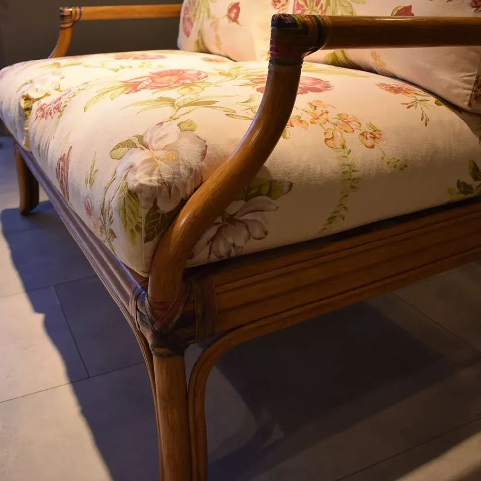 Divano Ortensia tessuto in misto piuma Artigianale in Offerta Outlet