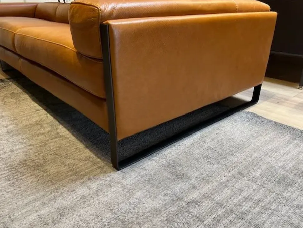 Divano Romeo di Calia in stile design in Offerta Outlet