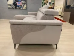 Divano Sasha di Collezione esclusiva in stile moderno a prezzo scontato