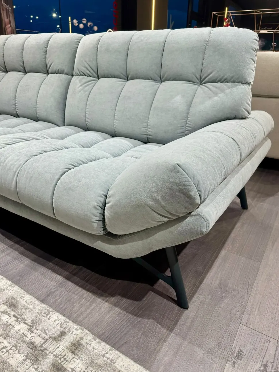 Divano Spiga di Franco ferri a prezzo scontato