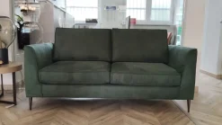 Divano Still tessuto in poliuretano Samoa a prezzo scontato