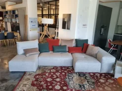 Divano Taos di Egoitaliano in stile moderno a prezzo Outlet