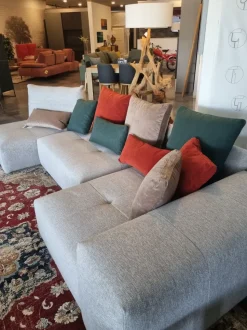 Divano Taos di Egoitaliano in stile moderno a prezzo Outlet