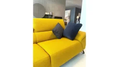 Divano Tesla in Tessuto Nicoletti home a prezzo ribassato