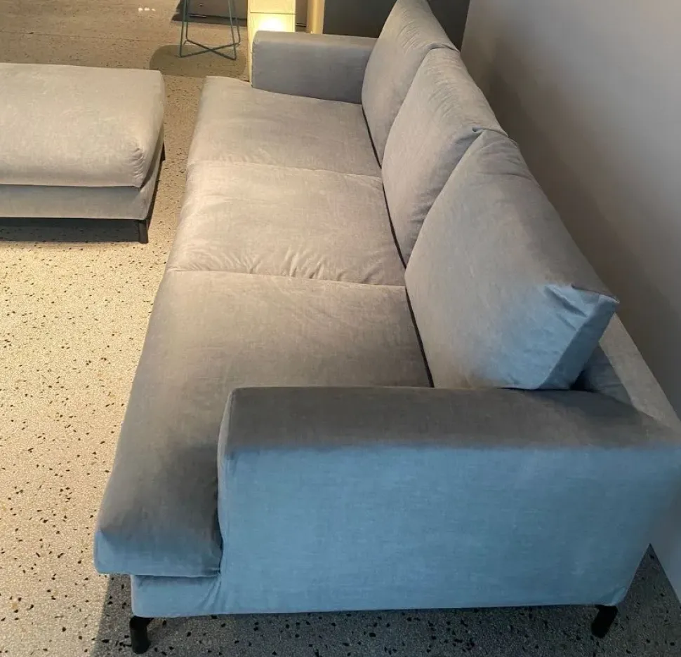 Divano tessuto in misto piuma Md work a prezzo Outlet