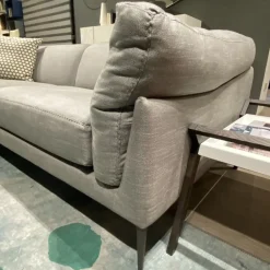 Divano tessuto in poliuretano Calia in Offerta Outlet