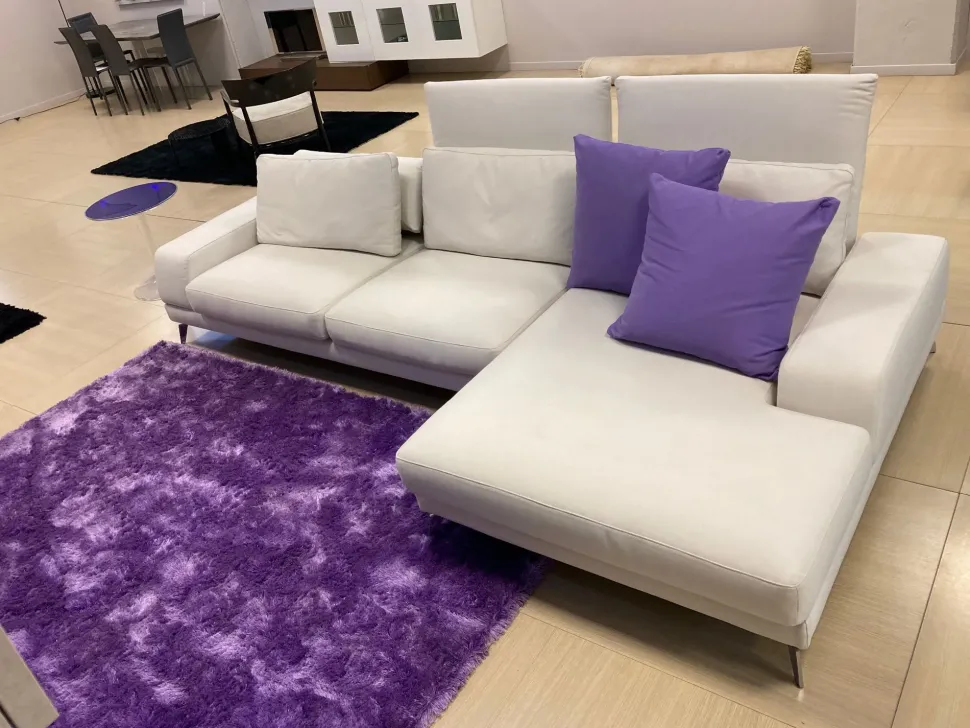 Divano Upper in Tessuto sfoderabile di Samoa scontato 53%