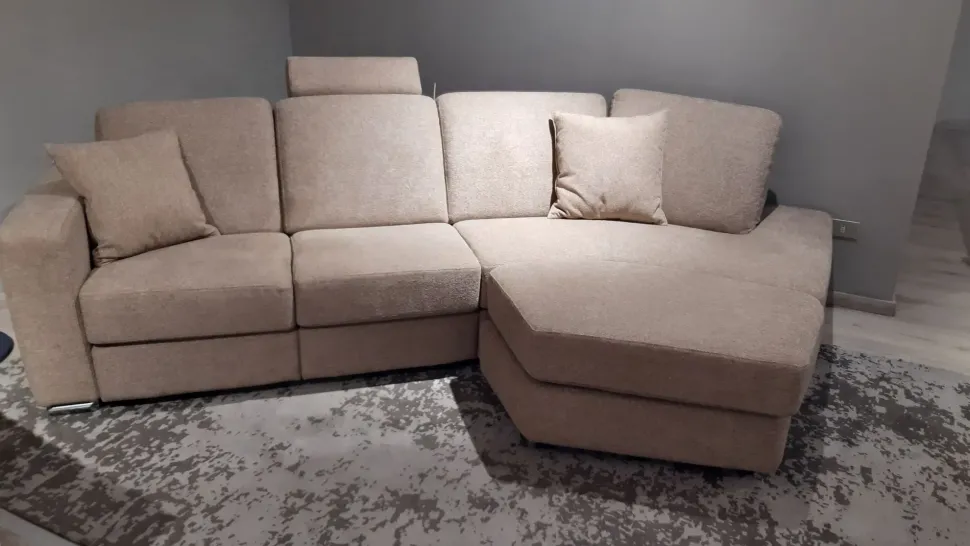 Dylan tessuto in poliuretano Doimo salotti a prezzo Outlet