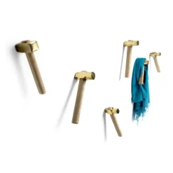 Eclettico appendiabiti Bastaaa Mogg a PREZZI OUTLET