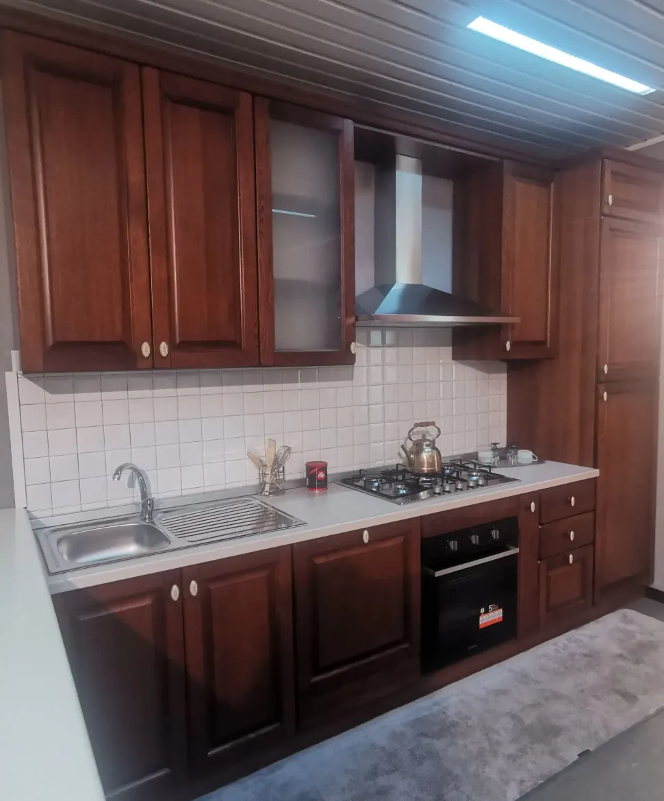 Ecommerce: Cucine in legno artigianale a -40%! Prezzi outlet sullo shop!