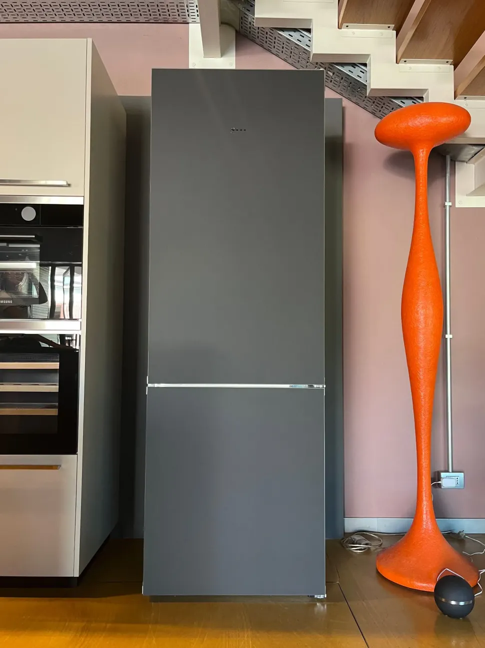 Frigorifero Cool creative a marchio Neff a PREZZI OUTLET