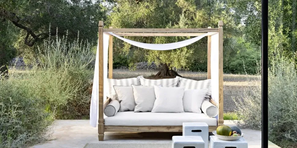 Gervasoni Jeko 07 : divano da giardino con forte sconto