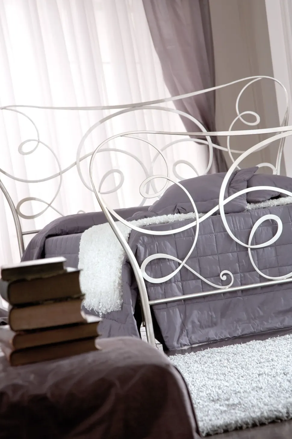 Goditi lo sconto del 46% sul letto Arcadia di Florentia Bed!